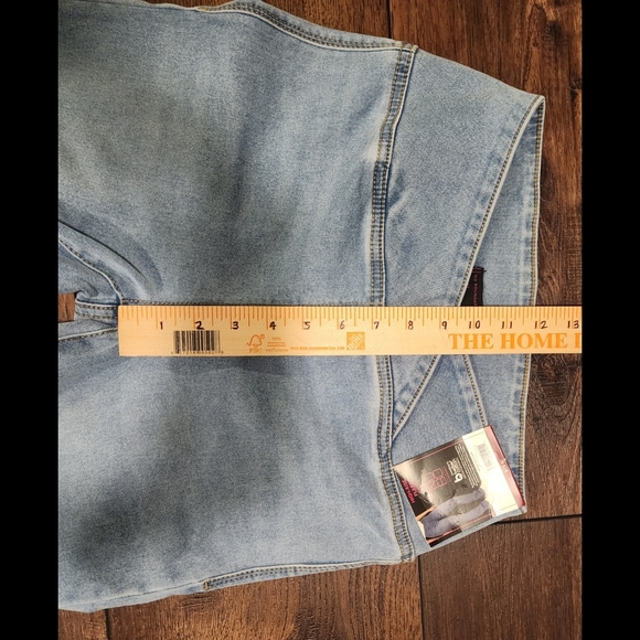 NWT Retro Crossover Flare Jeans - Picture 7 of 12